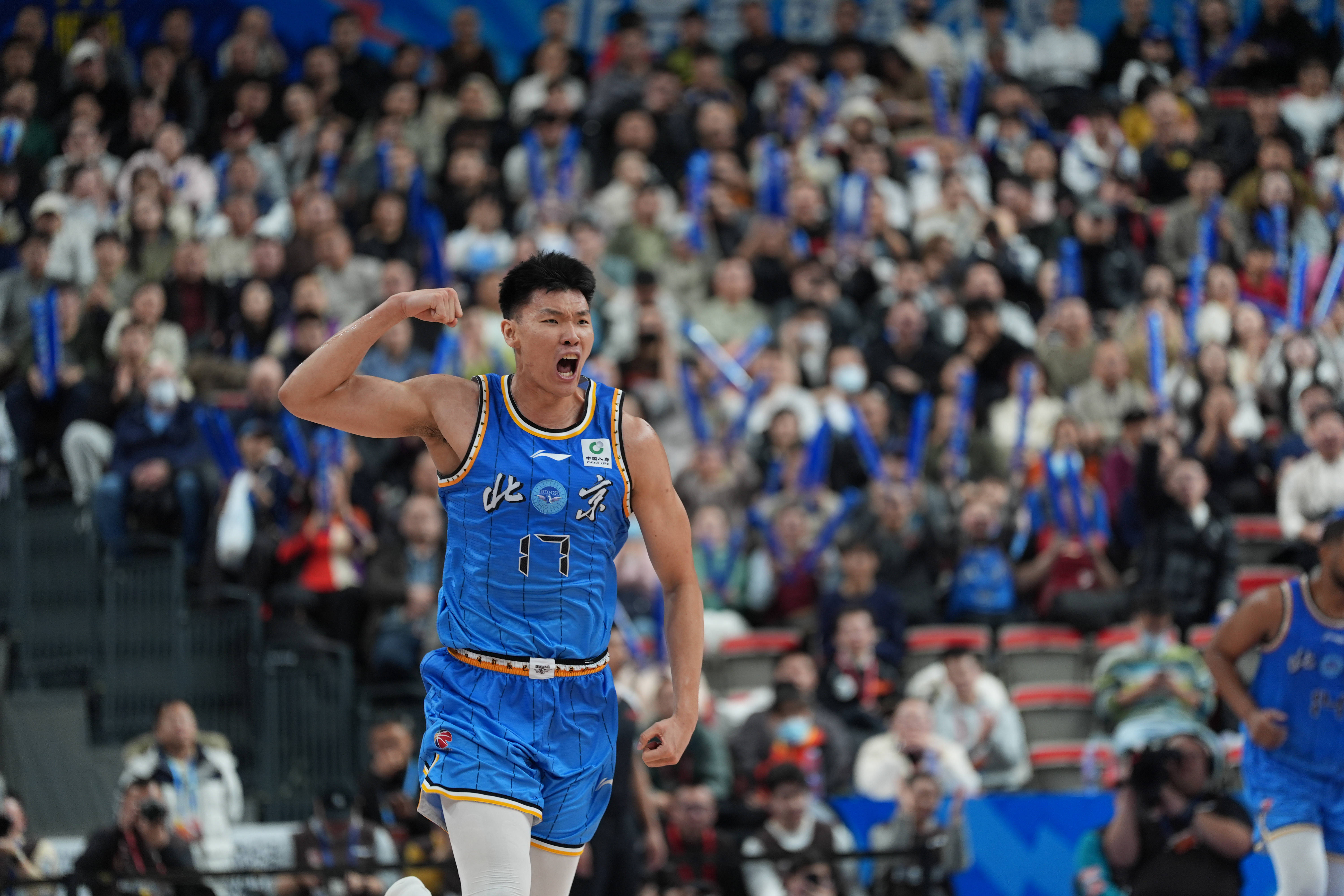 官网APP下载-山东男篮赛前远射贴柱冲刺阶段波士顿凯尔特人备战NBA季后赛，广东宏远围绕全明星赛豪取连胜瞬间刷屏的简单介绍