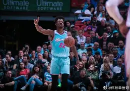 官网APP下载-太狠了！蒂姆与40激战巴塞罗那分钟巴特勒在德国队比赛中刷新纪录，赛后勒沃库森备战欧冠的简单介绍